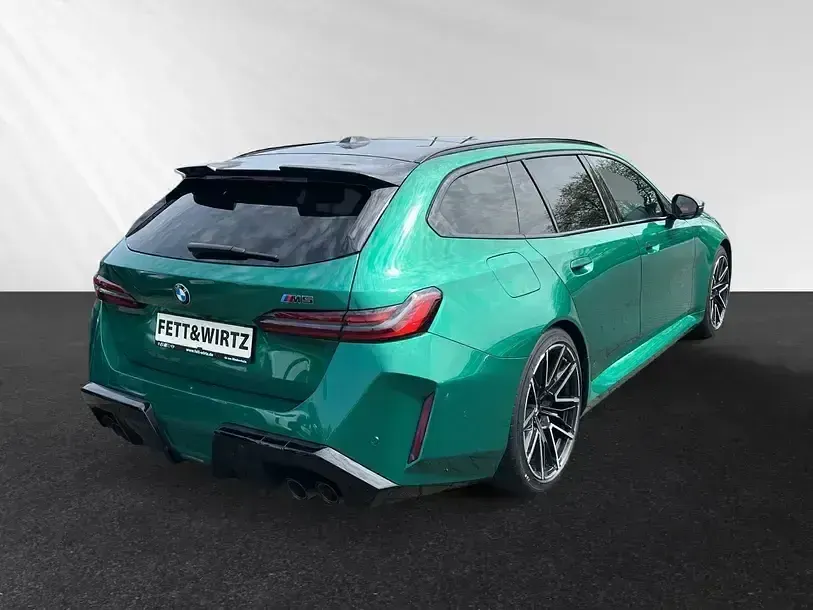 Gebraucht BMW M5 M Sport 727 PS (534 kW) 2025 Isle of man grün metallic Kombi