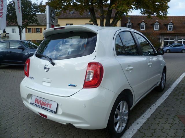 Gebraucht Nissan Micra Acenta 80 PS (58 kW) 2016 Weiß metallic Kleinwagen