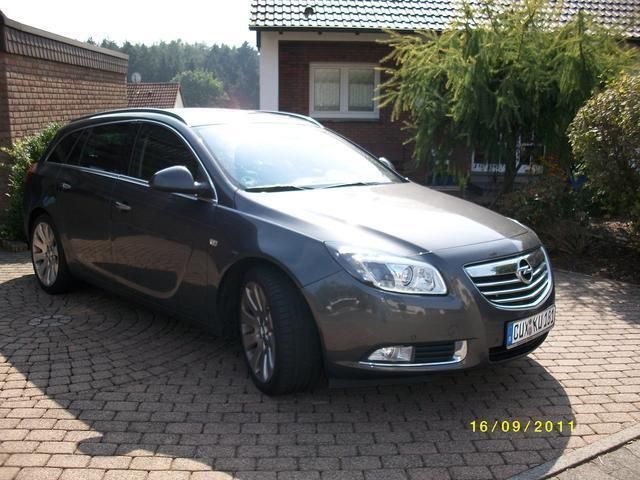 Gebraucht Opel Insignia 299 PS (219 kW) 2009 Grau metallic Kombi