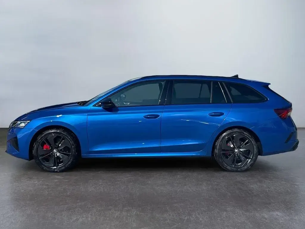 Neu Skoda Octavia RS 265 PS (194 kW) 2026 Blau Limousine