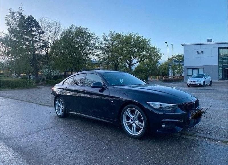 Blau Gebraucht 2019 BMW 420 M Sport Coupé | 25.000 € (Fairer Preis) - Bild 1/4
