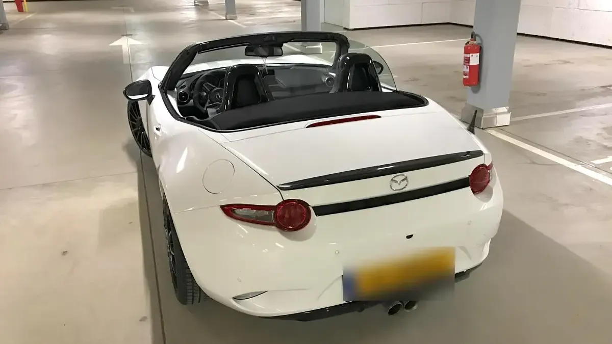 Używany Mazda MX5 183 KM (134 kW) 2018 Biały Kabriolet