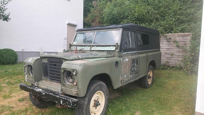 Gebraucht Land Rover 3 70 PS (51 kW) 1977 Grün SUV