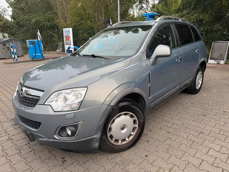 Grau Gebraucht 2012 Opel Antara SUV | 4.200 € (Etwas zu teuer) - Bild 1/4