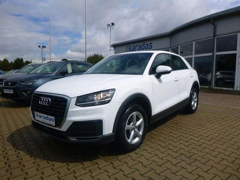 Ibisweiß Gebraucht 2020 Audi Q2 Comfort SUV | 19.750 € (Fairer Preis) - Bild 1/4