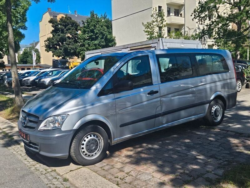 Silber Gebraucht 2014 Mercedes Vito Van / Kleinbus | 11.500 € (Superpreis) - Bild 1/4