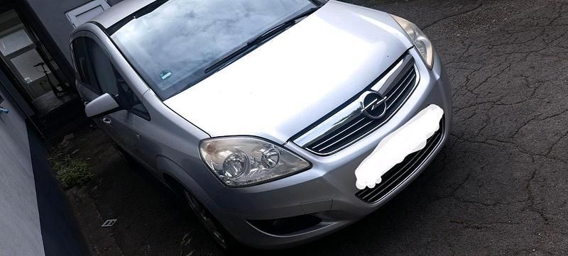 Gebraucht 2008 Opel Zafira Van / Kleinbus | 1.100 € (Superpreis) - Bild 1/4