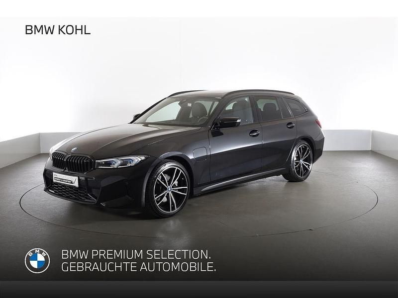 Schwarz Gebraucht 2024 BMW 320e M Sport Kombi | 44.140 € (Teuer) - Bild 1/4