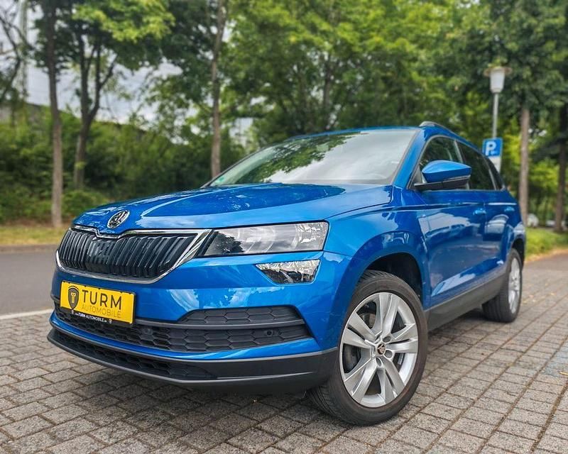 Blau Gebraucht 2020 Skoda Karoq Style SUV | 22.444 € (Fairer Preis) - Bild 1/4