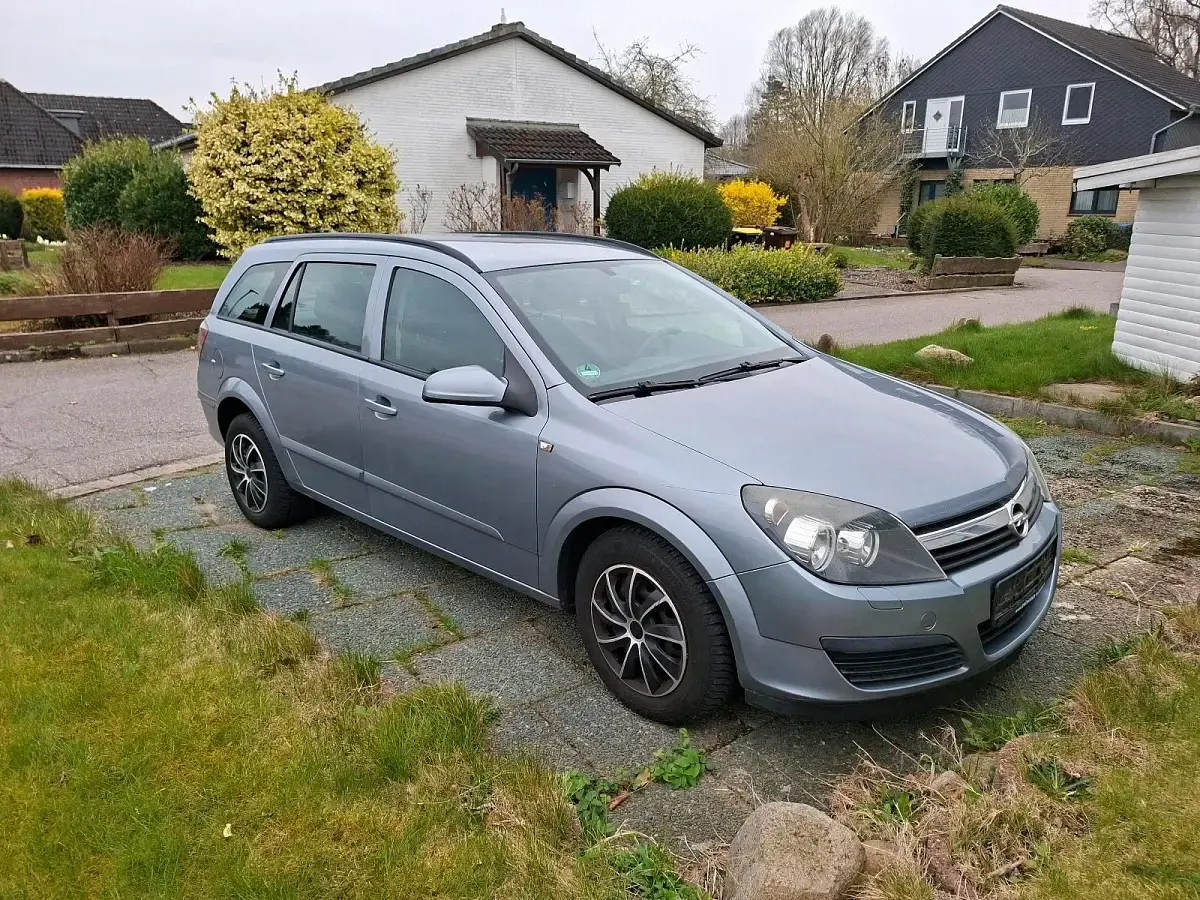 Second-hand Opel Astra 90 CP (66 kW) 2006 Albastru Break
