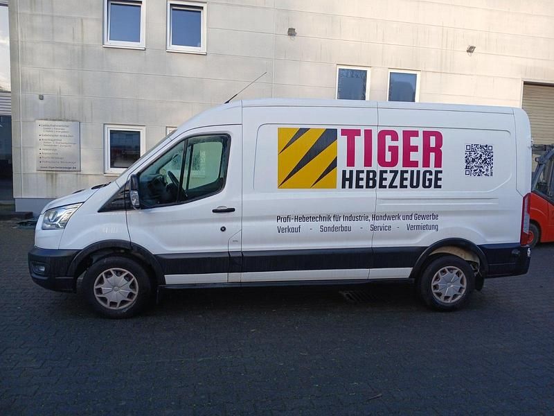 Gebraucht Ford Transit 131 PS (96 kW) 2020 Weiß Van / Kleinbus