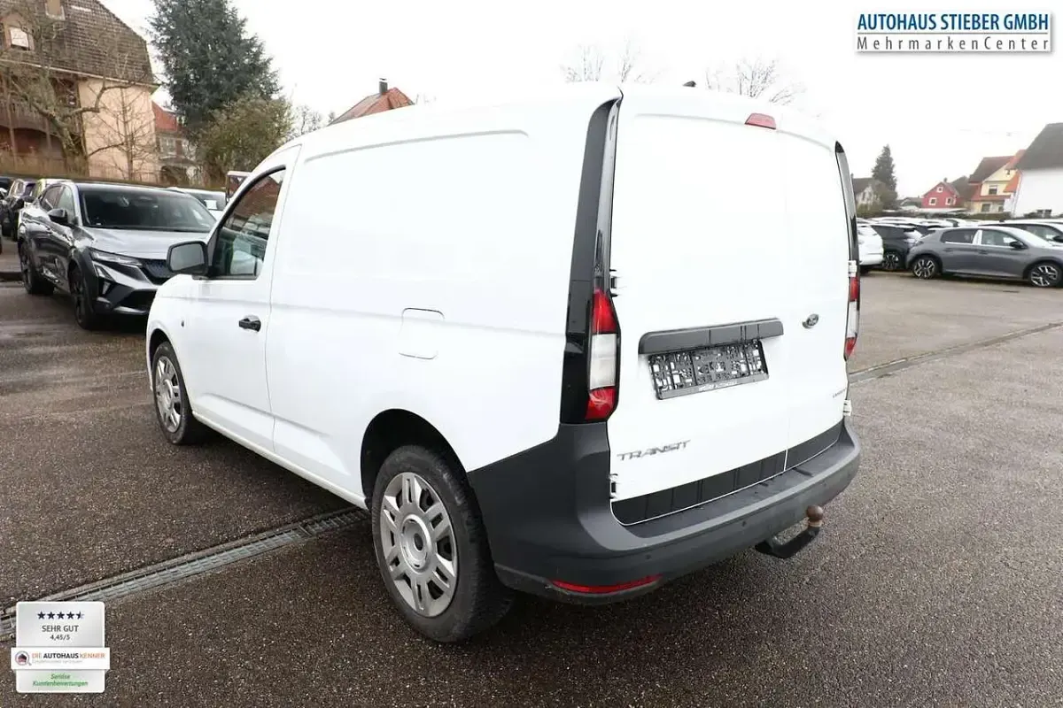 Używany Ford Transit Connect Trend 122 KM (89 kW) 2024 Biały Minivan