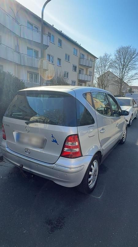 Gebraucht Mercedes A160 98 PS (72 kW) 2002 Silber Kleinwagen