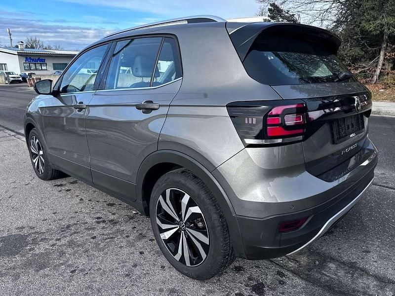 Gebraucht VW T-Cross Style 110 PS (80 kW) 2021 Limestone grey SUV