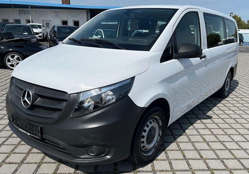 Weiß Gebraucht 2018 Mercedes Vito Van | 13.990 € (Fairer Preis) - Bild 1/4