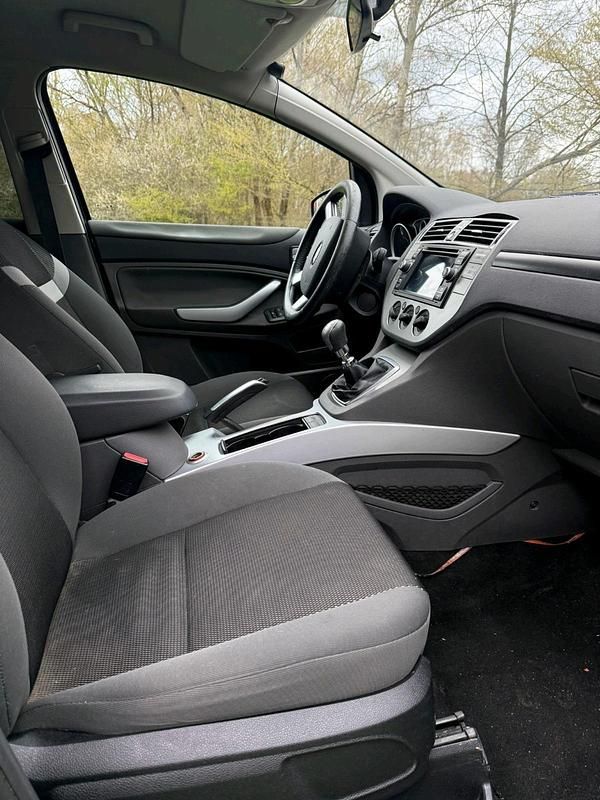 Gebraucht Ford Kuga Trend 160 PS (117 kW) 2011 Schwarz SUV