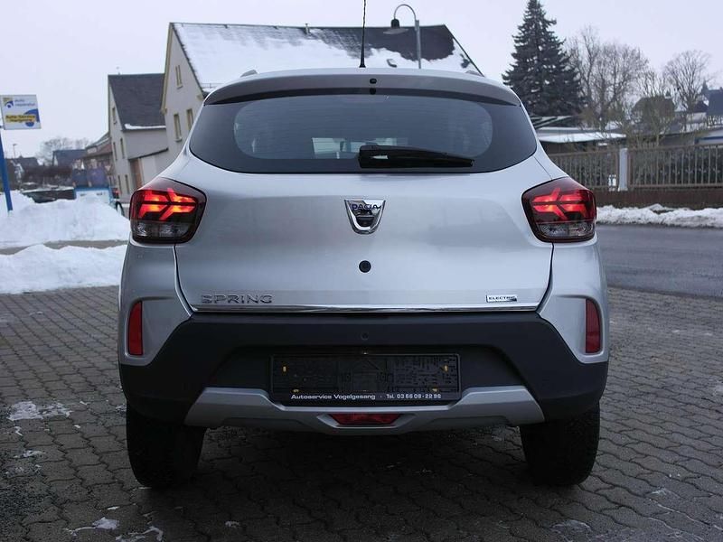Gebraucht Dacia Spring Comfort Plus 33 kW (45 PS) 2021 Diamantsilbergrau Kleinwagen