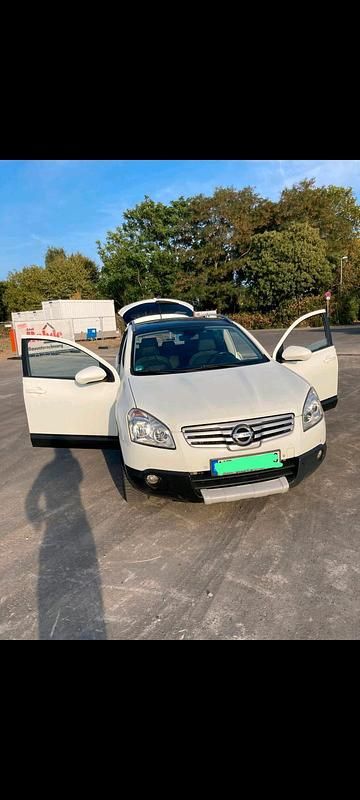 Weiß Gebraucht 2012 Nissan Qashqai +2 SUV | 3.500 € (Superpreis) - Bild 1/4