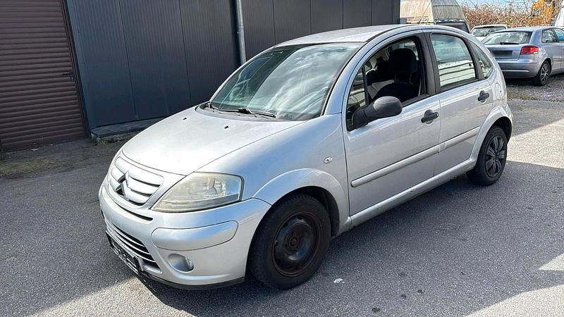 Gebraucht Citroën C3 60 PS (44 kW) 2005 Silber Kleinwagen