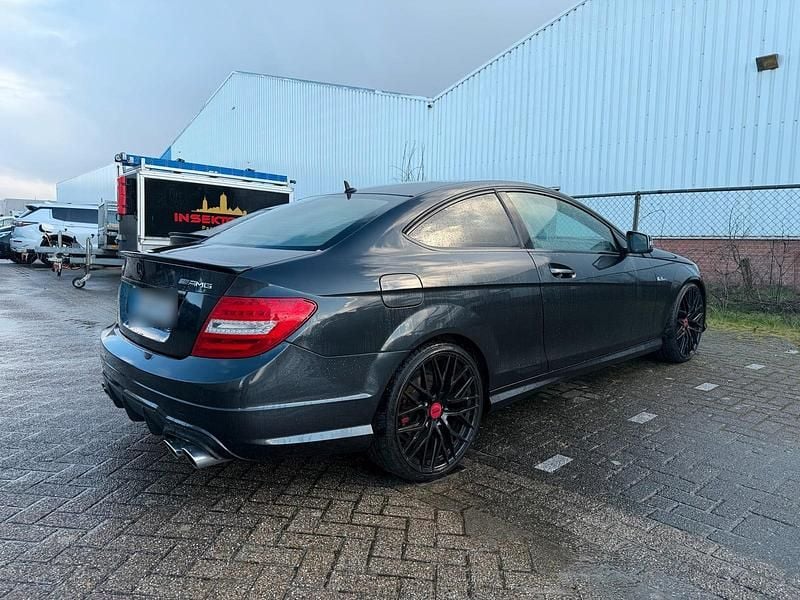 Gebraucht Mercedes C350 306 PS (225 kW) 2012 Schwarz Coupé