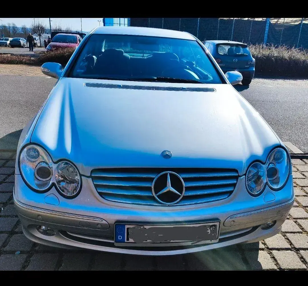 Gebraucht Mercedes CLK240 170 PS (125 kW) 2003 Silber Coupé