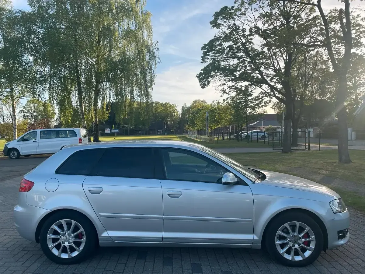 Usata Audi A3 125 CV (91 kW) 2012 Grigio Utilitaria