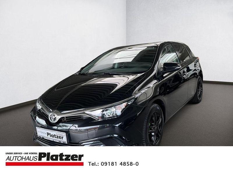 Schwarz Gebraucht 2018 Toyota Auris Cool Limousine | 11.980 € (Fairer Preis) - Bild 1/4