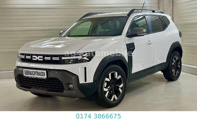 Weiß Gebraucht 2024 Dacia Duster Journey SUV | 20.900 € (Superpreis) - Bild 1/4
