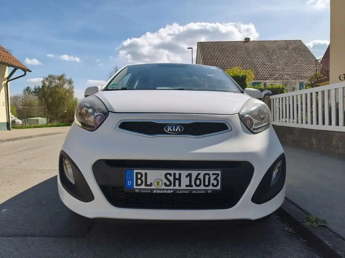 Occasion Kia Picanto Attract 69 ch (50 kW) 2012 Blanc Citadine