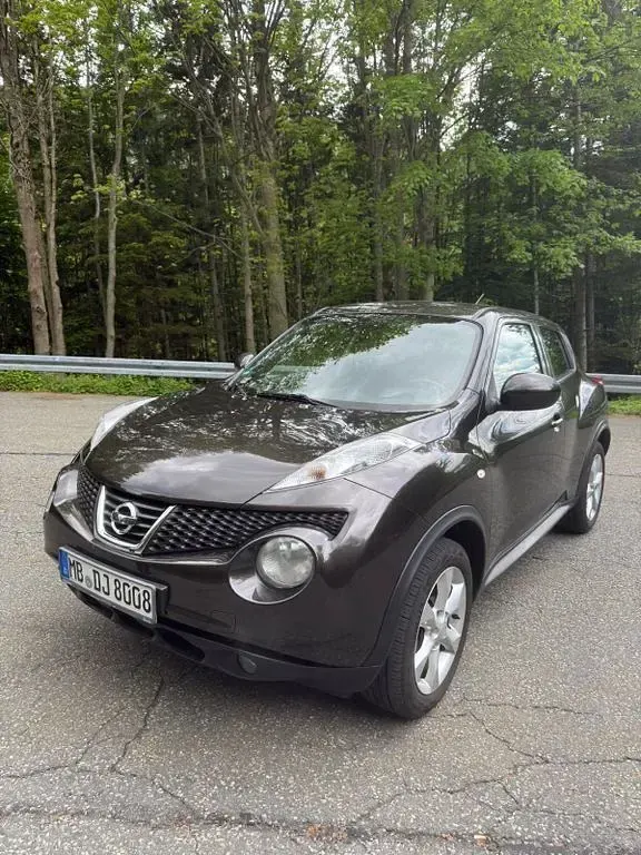 Gebraucht Nissan Juke Acenta 117 PS (86 kW) 2013 Grau SUV