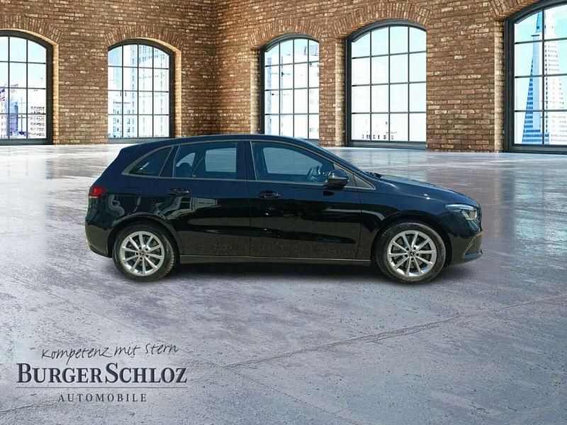 Usata Mercedes E250 160 CV (117 kW) 2022 Nero Berlina