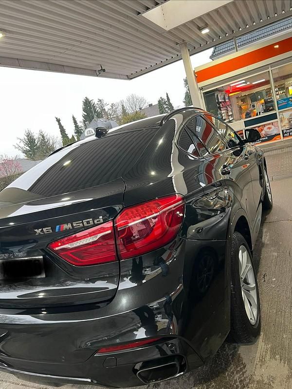 Gebraucht BMW X6 M50 381 PS (280 kW) 2015 Schwarz SUV