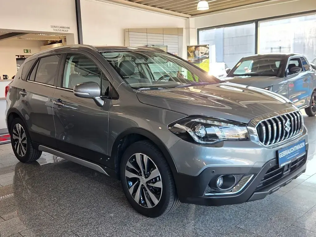Gebraucht Suzuki SX4 S-Cross Comfort+ 129 PS (94 kW) 2021 Grau SUV