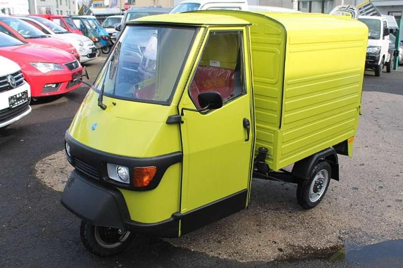 Neu Piaggio APE 2025 Limette Van / Kleinbus