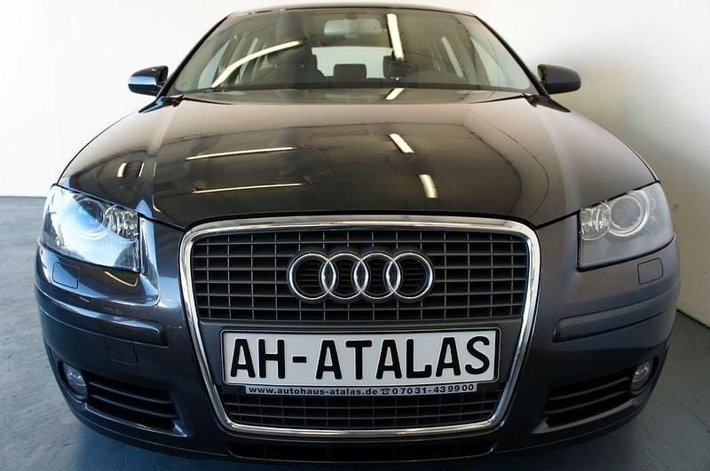 Gebraucht Audi A3 Ambiente 105 PS (77 kW) 2008 Schwarz Kleinwagen