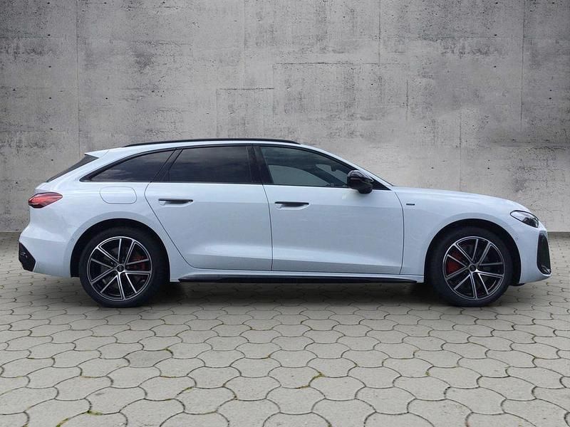 Gebraucht Audi A5 Ambiente 367 PS (269 kW) 2025 Gletscherweiß metallic Coupé