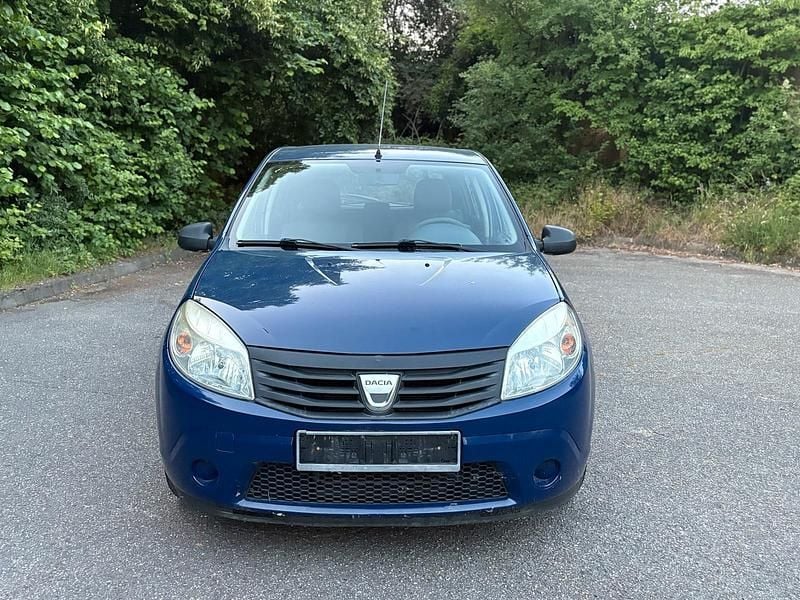 Blau Gebraucht 2009 Dacia Sandero Kleinwagen | 1.100 € (Superpreis) - Bild 1/4