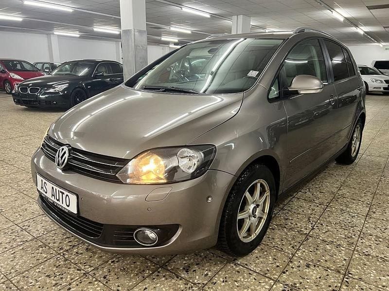 Braun Gebraucht 2009 VW Golf Comfortline Limousine | 3.598 € (Superpreis) - Bild 1/4