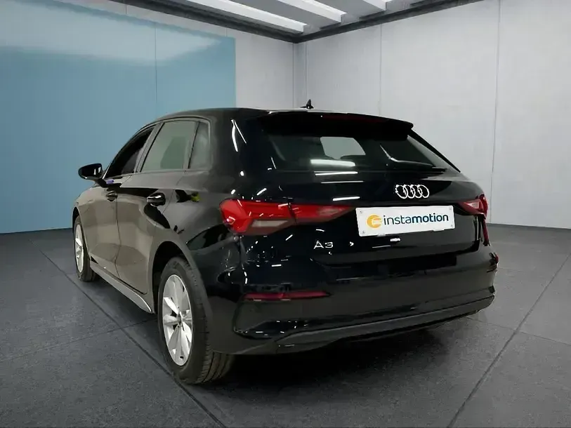 Gebraucht Audi A3 150 PS (110 kW) 2023 Schwarz Limousine