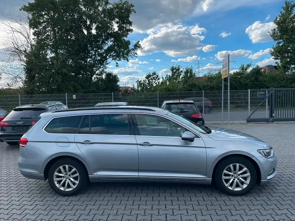 Gebraucht VW Passat 150 PS (110 kW) 2017 Silber Limousine