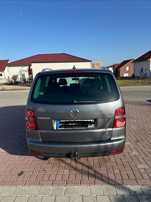 Gebraucht VW Touran Highline 140 PS (102 kW) 2007 Grau Van / Kleinbus