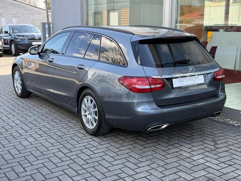 Gebraucht Mercedes C200 184 PS (135 kW) 2017 Grau Kombi