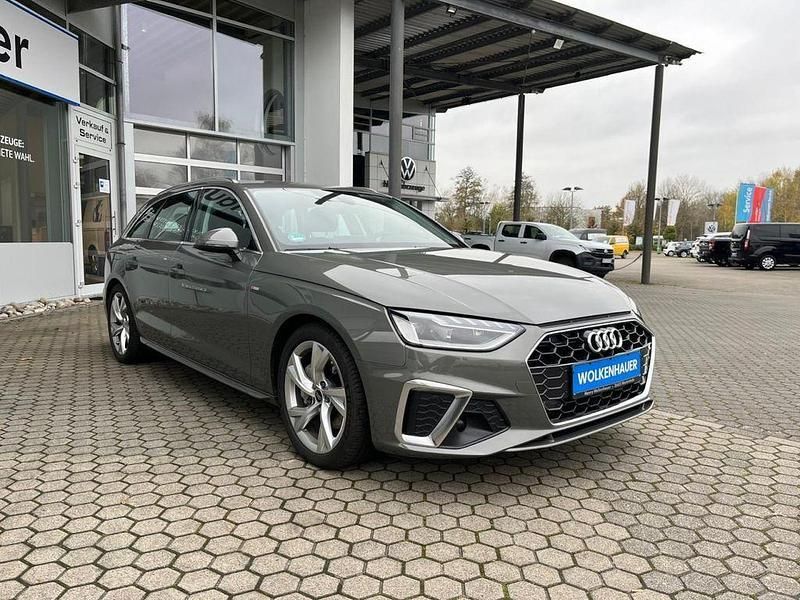 Gebraucht Audi A4 S-Line 204 PS (150 kW) 2024 Grau Kombi