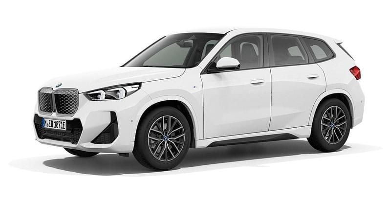Weiß Gebraucht 2024 BMW iX1 Luxury Line SUV | 46.838 € (Fairer Preis) - Bild 1/4