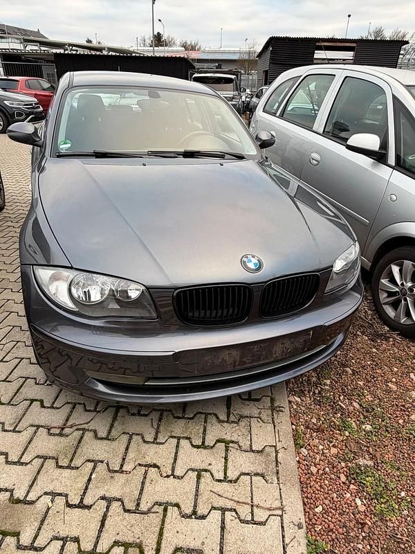Gebraucht BMW 116 116 PS (85 kW) 2007 Grau Kleinwagen