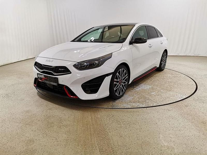Gebraucht Kia ProCeed GT 204 PS (150 kW) 2023 (hw2) deluxe white met Limousine