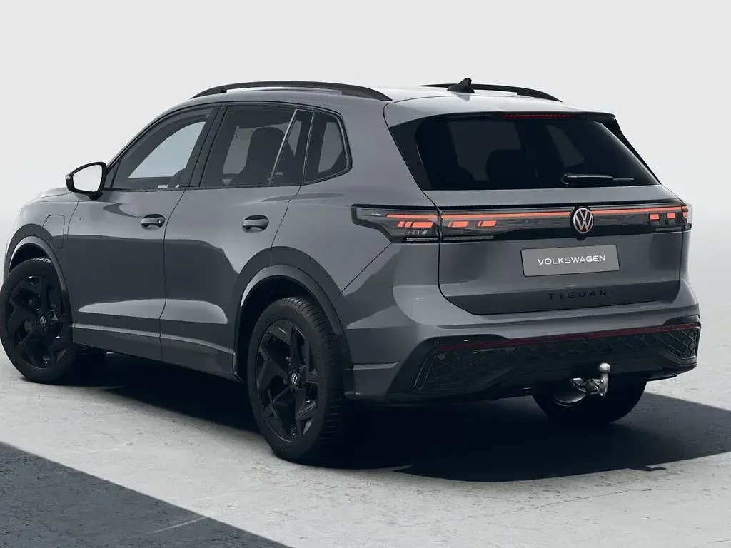 Neu VW Tiguan Style 150 PS (110 kW) 2026 Grau SUV