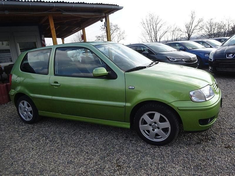 Gebraucht VW Polo Highline 60 PS (44 kW) 2000 Grün Limousine