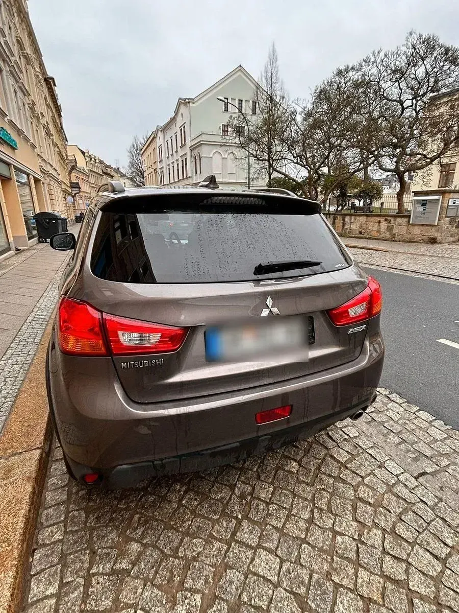 Gebraucht Mitsubishi ASX Diamant Edition 150 PS (110 kW) 2016 Braun SUV