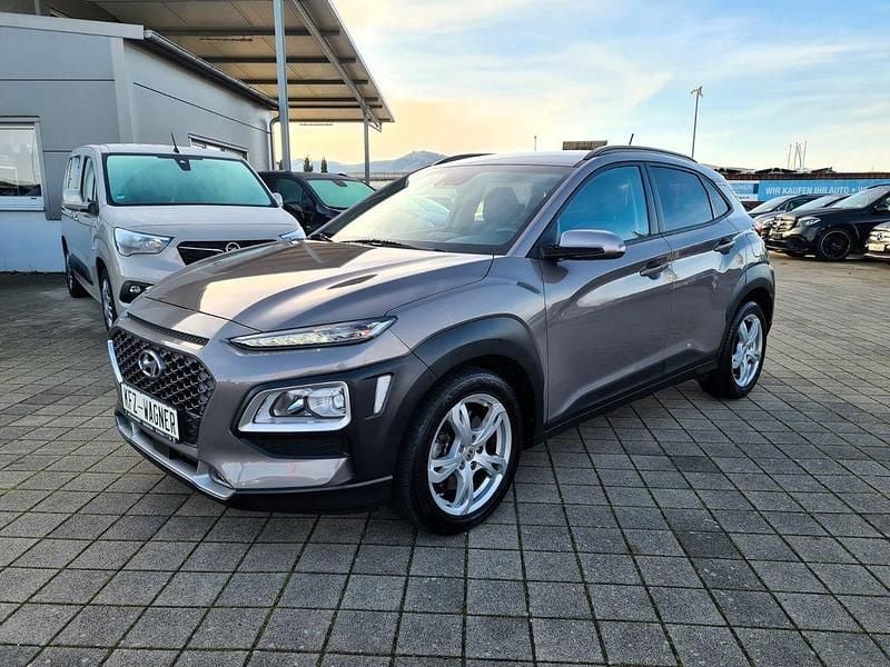 Grau Gebraucht 2018 Hyundai Kona Trend SUV | 18.799 € (Fairer Preis) - Bild 1/4